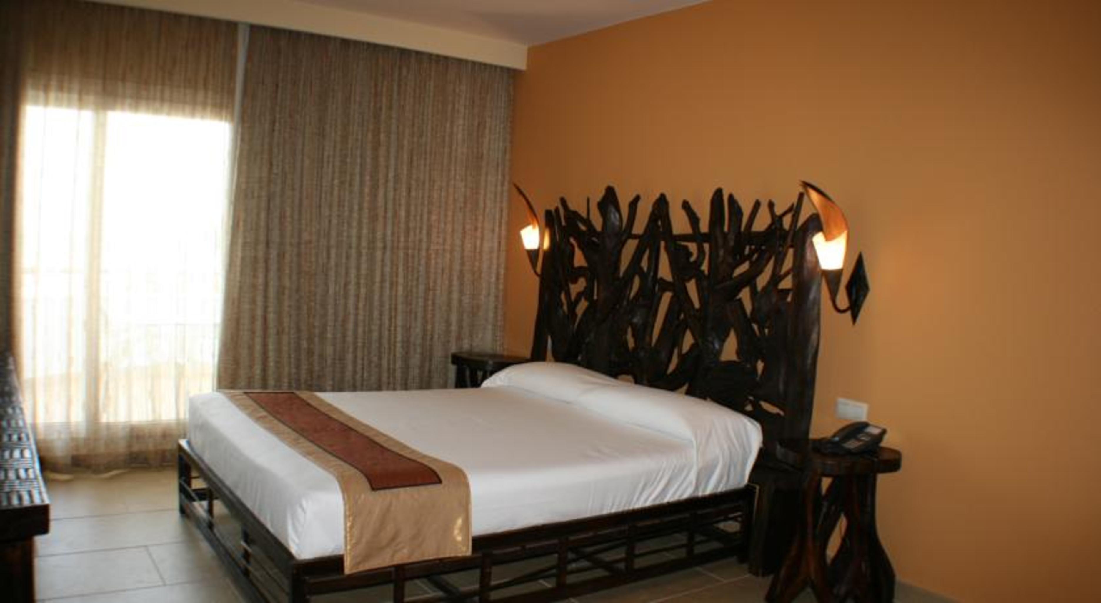 Hotel El Cortijo De Zahara By Qhotels 4*