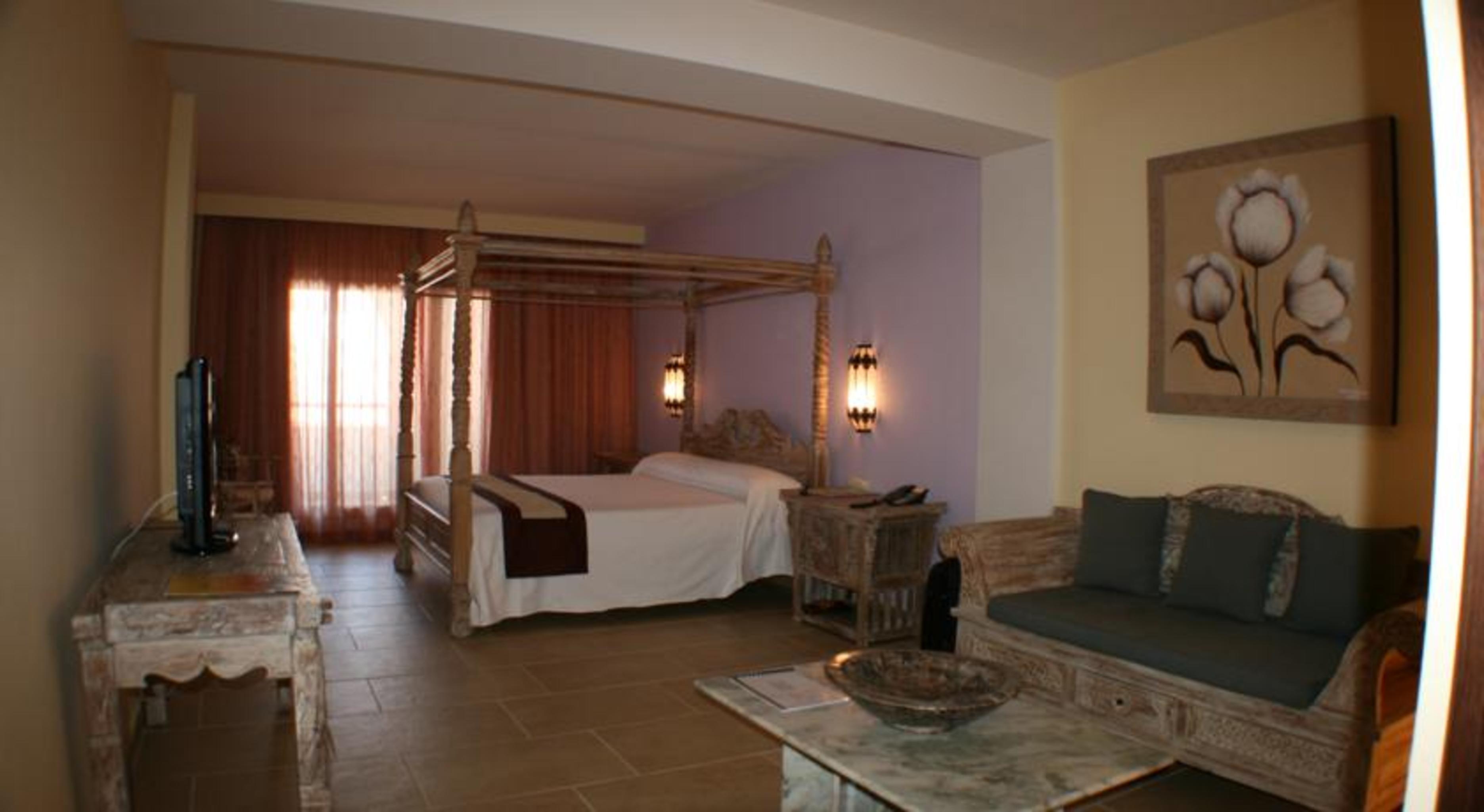 El Cortijo De Zahara By Qhotels Zahara de los Atunes